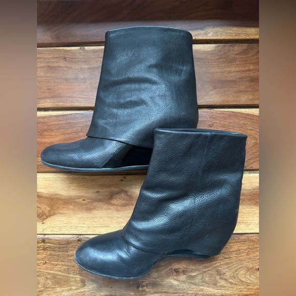 French Connection Rafaela Boot - Picture 2 of 10